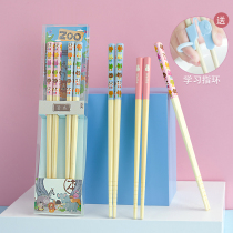 Childrens chopsticks two 6-year-old household bamboo chopsticks baby training chopsticks 3-year-old child 4-year-old solid wood short cartoon learning chopsticks