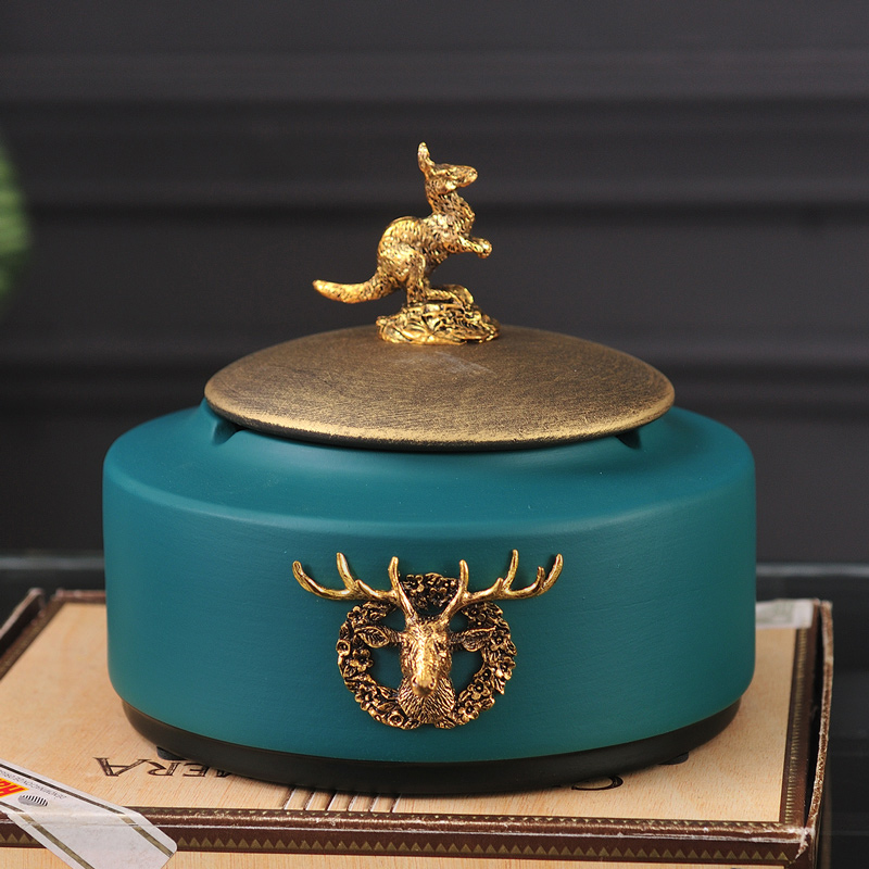 New Chinese-style ashtray anti-flying ash creative personality trend home living room ashtray large with lid European light luxury style