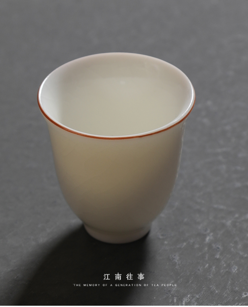 Jiangnan ceramic past your up suet jade tea cups fragrance - smelling cup open piece of kung fu tea cup single small masters cup