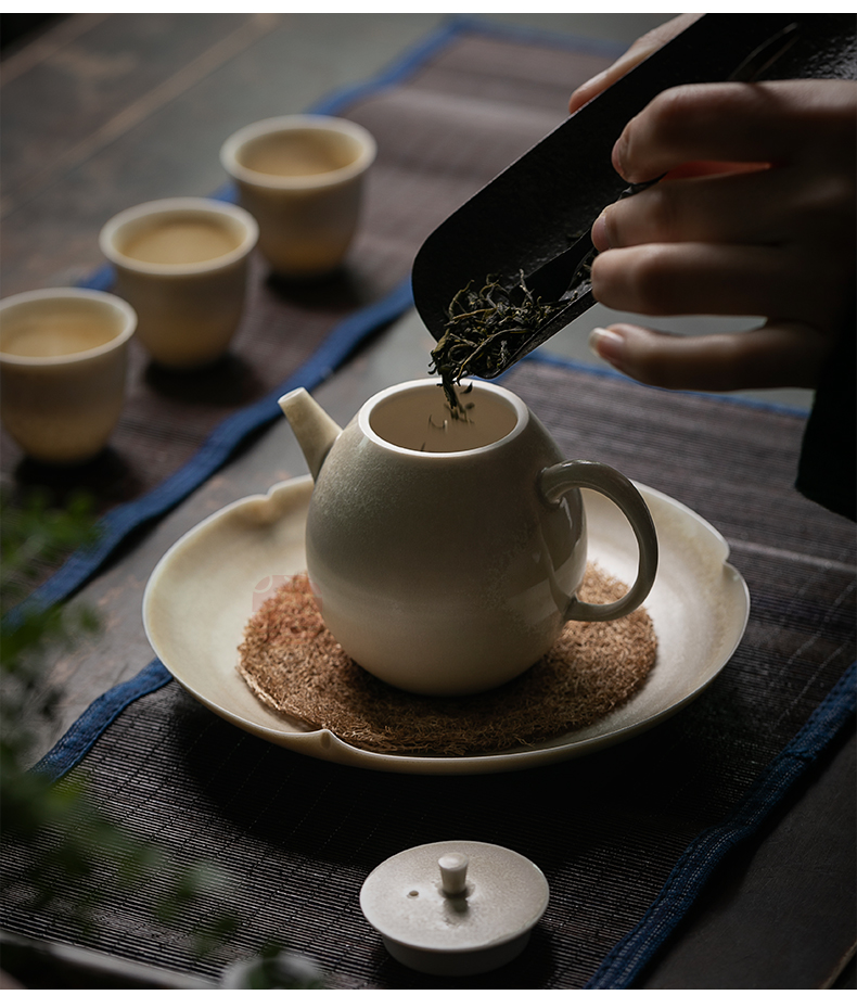 Jiangnan hand past the teapot suit household wood dust dragon egg pot ceramic kung fu tea set single pot little teapot