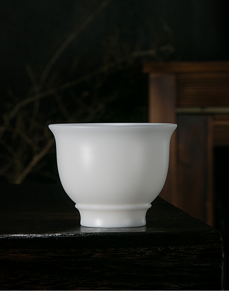 Jiangnan past dehua ceramic biscuit firing suet jade white porcelain cups kung fu tea cup sample tea cup, master cup
