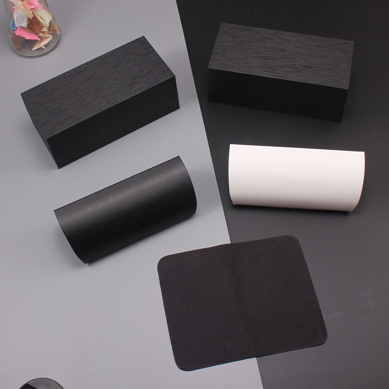 New Style Pa Sen Glasses Case Black and White Set, Stylish, Simple, Portable, Pressure-Resistant, for Storing Plain Glasses, Sunglasses, and Eyewear