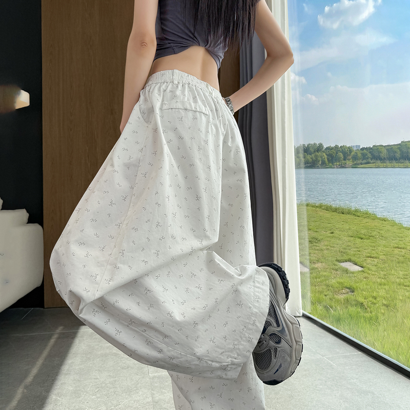 American High Street Style White Floral Quick-Dry Workwear Wide-Leg Pants for Women, Summer Thin Casual Pants for Petite Figures, Scimitar Pants American High Street Style White Floral Quick-Dry Workwear Wide-Leg Pants for Women, Summer Thin Casual Pants for Petite Figures, Scimitar Pants