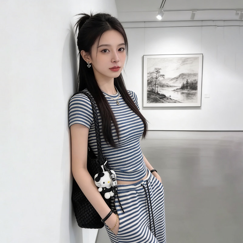 Casual Sports Suit for Women, Summer, Petite Size, Blue Striped Short-Sleeve Top with Regular Shoulders, Wide-Leg Long Pants, Two-Piece Set
