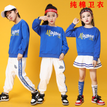 Childrens cheerleaders perform the boys Games Opening Ceremony Girls Jazz Dance Costume Group Cheerleaders are out of service