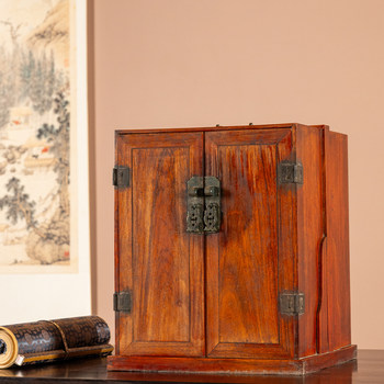 Qing dynasty mahogany bookcase with beams, an old object