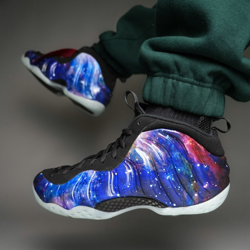 Spray Foam Men's Basketball Shoes Hardaway Galaxy Spray Black Warrior Milk White Foam Halloween South Coast Abalone Sneakers