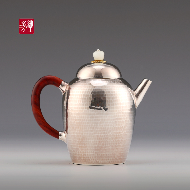 Silver teapot Japanese fine workshop Silver teapot Sterling silver 999 tea pot Handmade tea ceremony Household cooking teapot Small silver Teapot