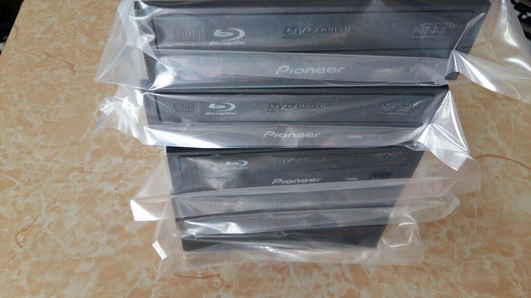 Pioneer fully read Blu-ray disc drive ~ performance is very good without any problems