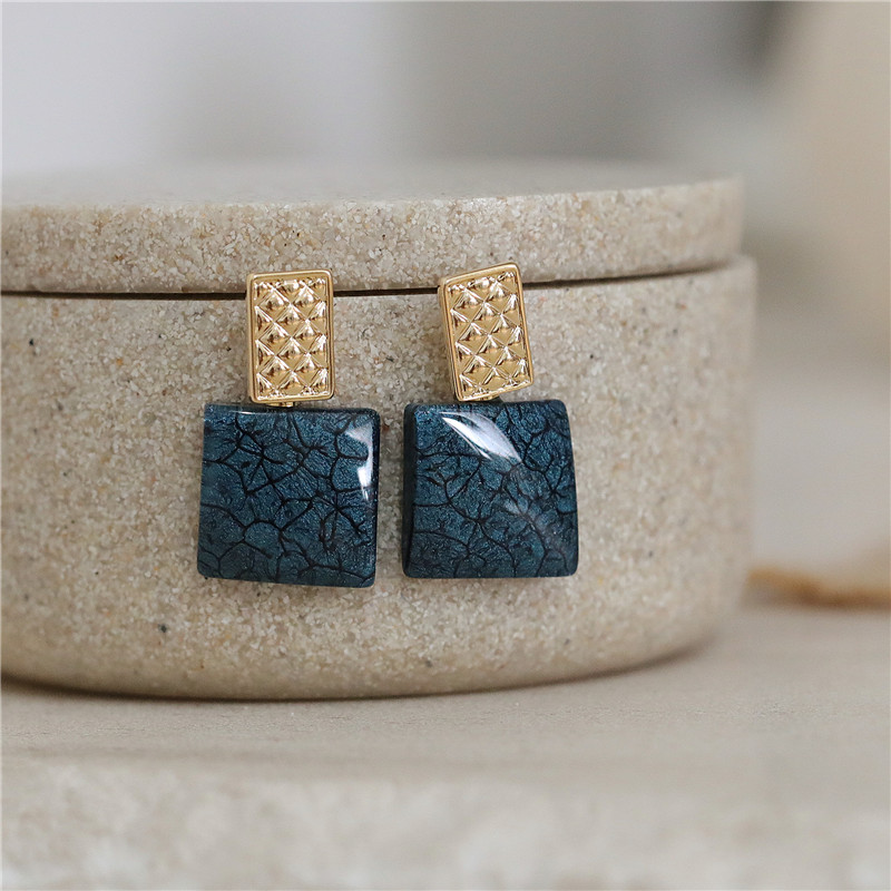 S925 silver needle autumn and winter retro temperament earrings women's high-end atmosphere earrings 2022 new trendy ear needle earrings