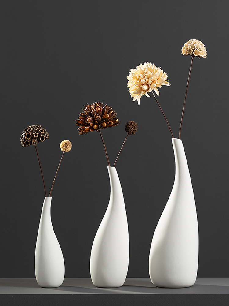 Japanese simple water drop type white ceramic dry flower vase Nordic ornaments Living room flower arrangement Home decoration small fresh