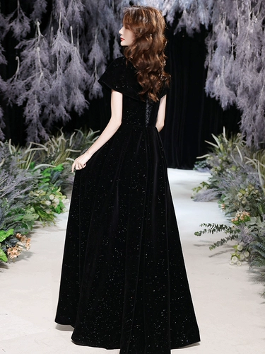 Черное бархатное элитное зимнее вечернее платье, коллекция 2023, премиум класс