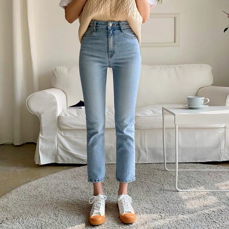 Hong Kong straight jeans women's autumn 2022 thin style all-match nine-point slim cigarette pipe small eight-point pants