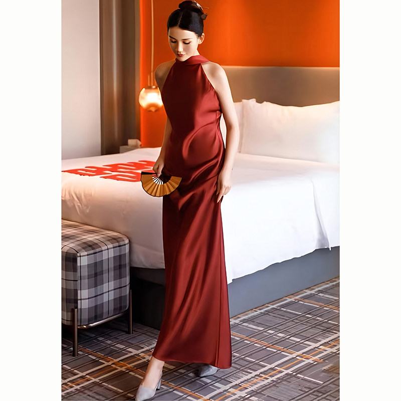 French high-end bride wine red toast dress engagement back door slim hanging neck wedding evening dress 2022 new