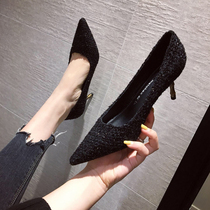 Black high heels low mid heel Spring 2021 new temperament net red versatile small stiletto heel pointed toe professional womens singles shoes