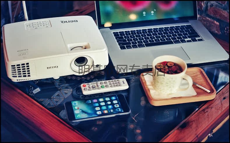 Máy chiếu BenQ BenQ E500 thông minh Android không dây wifi điện thoại di động kết nối trực tiếp máy chiếu 3D hội nghị kinh doanh - Máy chiếu