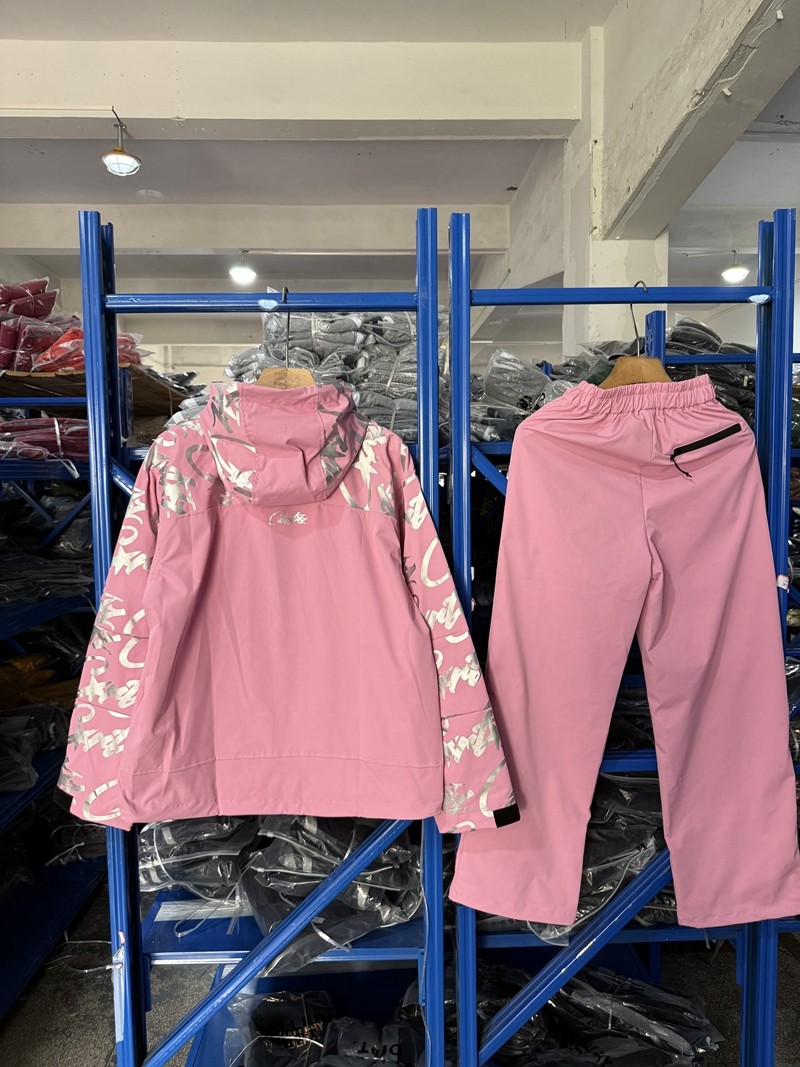 Спортивный костюм для отдыха 高品质corteiz反光字母印花高街男女休闲潮流冲锋衣外套裤子套装