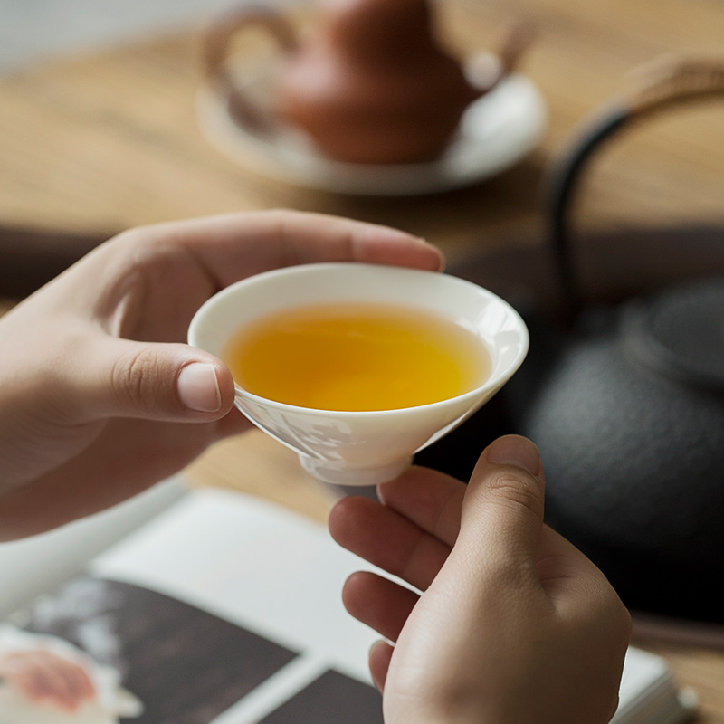 Dehua lard white kung fu tea cups ceramic bowl sample tea cup single white porcelain tea set tea cup small hat cup master