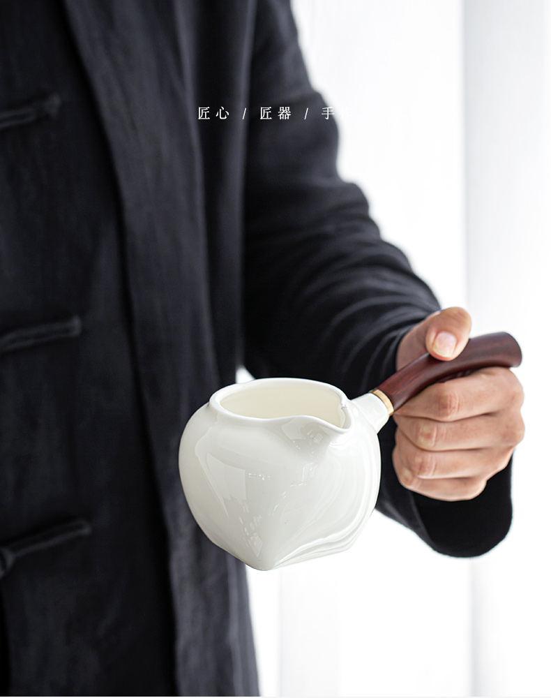 Dehua suet jade white porcelain ebony side the craft ceramics and cups of tea sea points fair keller of tea, kungfu tea