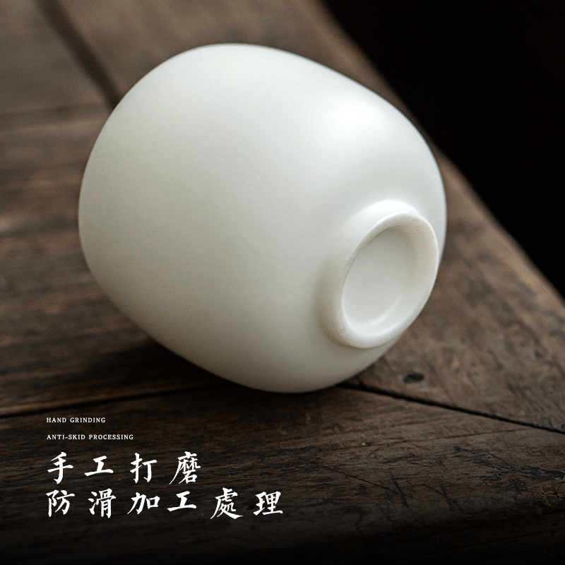 Dehua biscuit firing suet jade white porcelain glaze not manual master kung fu tea cup sample tea cup grain ceramic cup