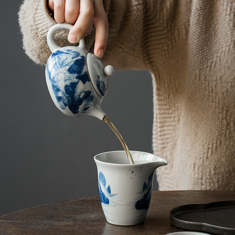 Restoring ancient ways of jingdezhen blue and white glaze color hand - made ceramic teapot xi shi pot of kung fu tea set under household teapot single pot