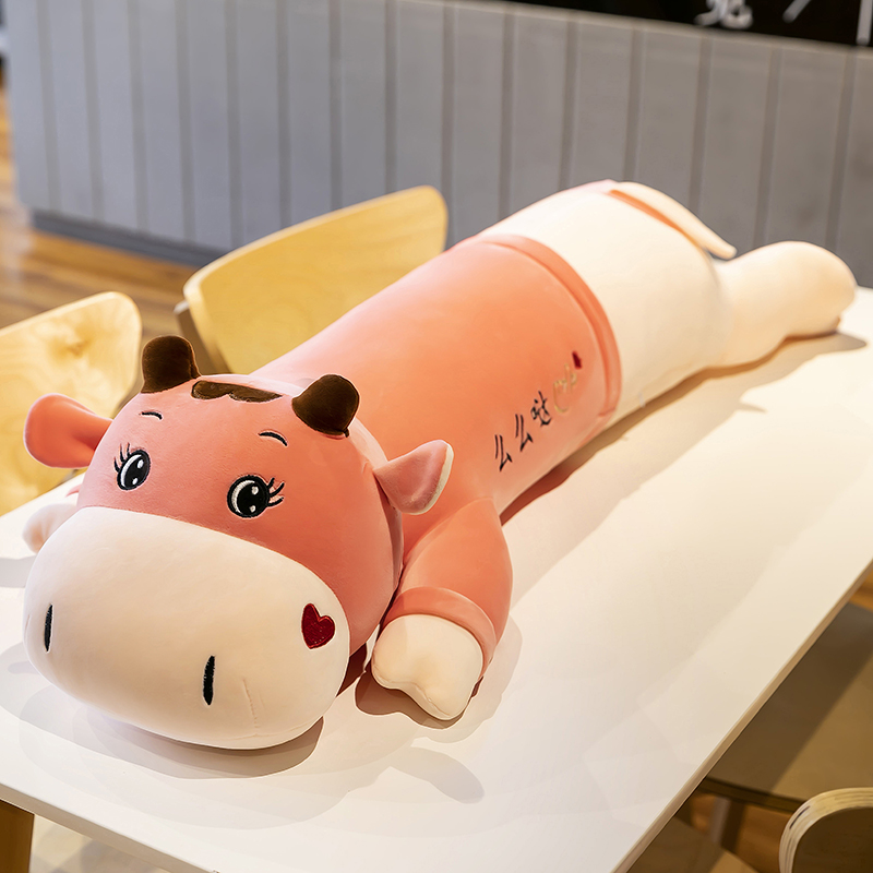 Lovely lying down on the plush toy cow in bed sleeping with pillow soft clamp legs long bars doll