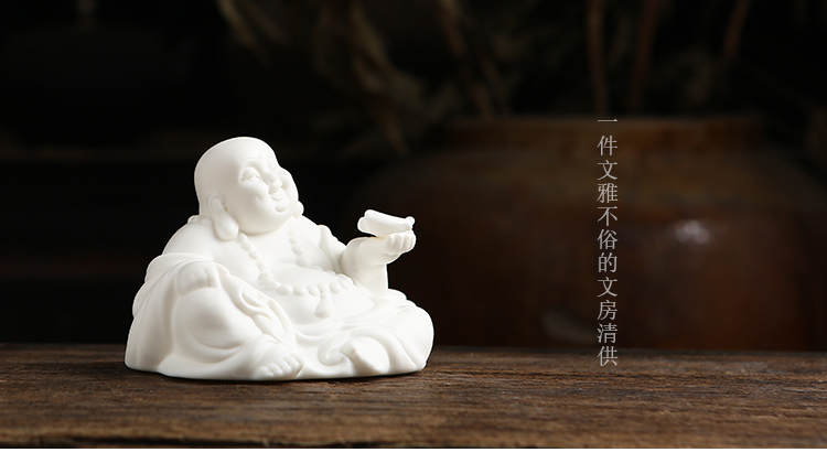 Ceramic creative backflow censer white porcelain tea pet artistic conception that occupy the home viewing zen monk smoked incense buner furnishing articles