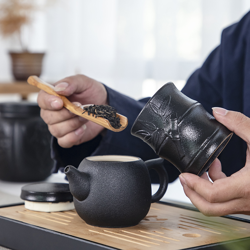 Corrugated black ceramic seal size box of storage tank pu 'er tea caddy fixings portable storage POTS tea accessories