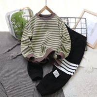 Черный комплект, осенний