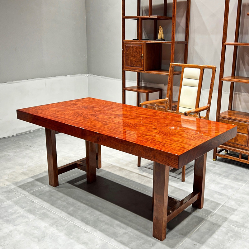 Dimensions: 180-87-9 Bflower in the shape of a