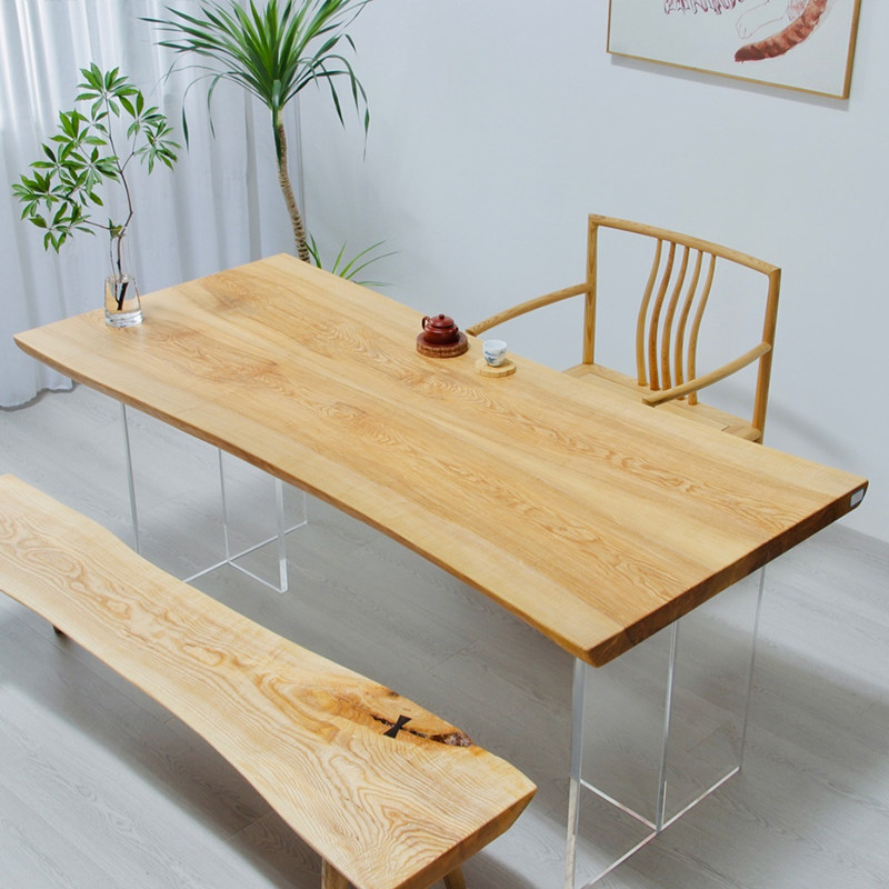 Dimensions: 194-86-5 white wax wood in the shape of a