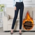 Mùa thu và mùa đông quần jeans nữ trung tính cộng với nhung co giãn cao eo thẳng váy mẹ trung niên chân quần dày cỡ lớn áo vest nữ trung niên Quần áo của mẹ