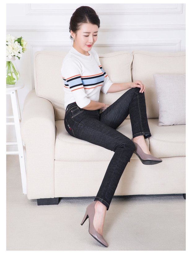 Mùa thu đông, quần jeans nữ trung niên cộng với nhung co giãn cao eo thẳng thon mẹ đầm dài trung niên chân dài quần dày váy đầm tuổi trung niên