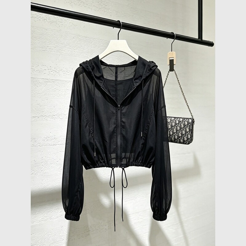 Korean Style, Beautiful and Unique, Stylish Black Sun-Protective Hooded Jacket, 2026 New Summer High-End French Light Luxury