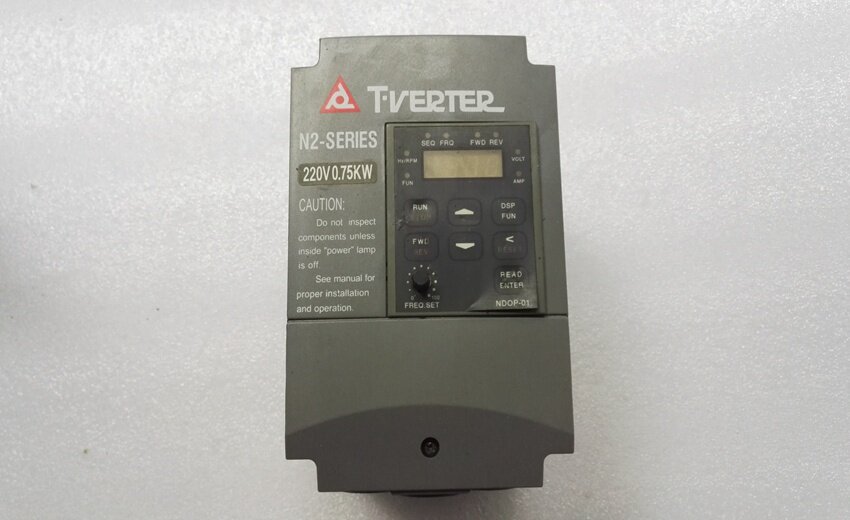 Table on frequency inverter N2-201-H N2-205-H 0 220V 75KW 0 4KW