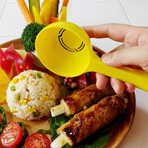 The Japanese rice ball maker scoops out round rice balls to increase appetite and make children fall in love with eating and serving rice.