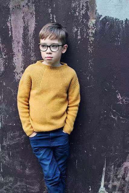 Parallel-line male and female child cover sweater blouses with translation woven diagrams to unfinished products