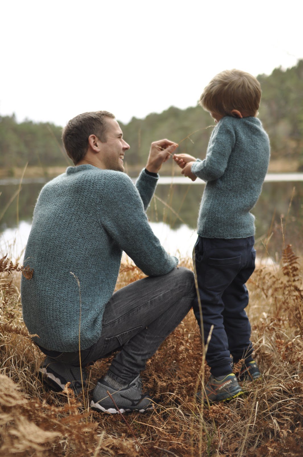 Blue Bird Parenting male boy girl's headcoat sweater caption The stick needle translation woven to unfinished the finished product