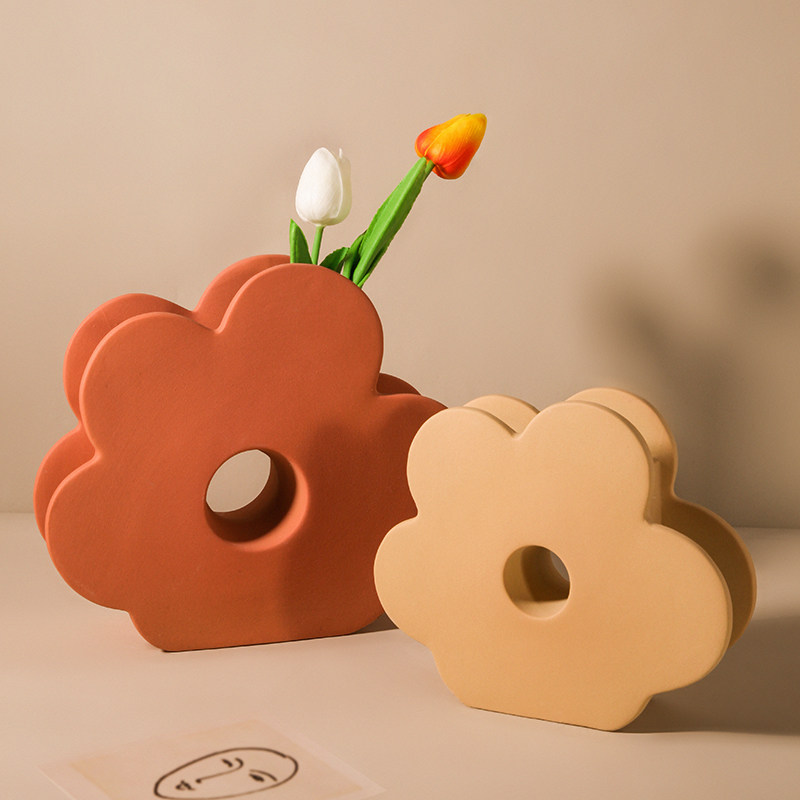 Nordic creative ceramic vase Morandi living room flower arrangement art geometric flower shape dining table porch decoration