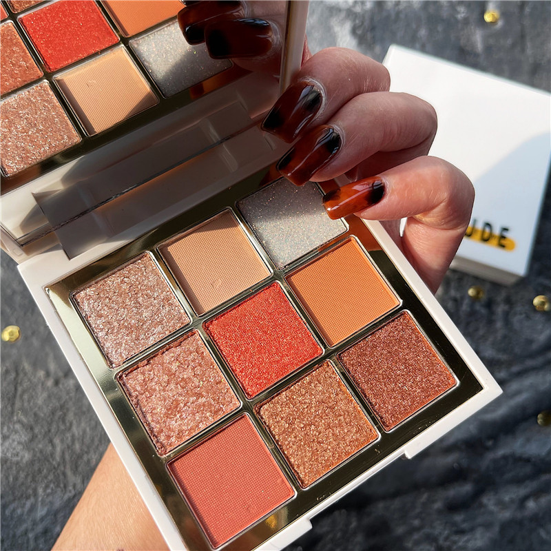 2021 new nine-color eye shadow plate small plate ins super hot flash powder pearlescent waterproof earth color bright chip explosion model s