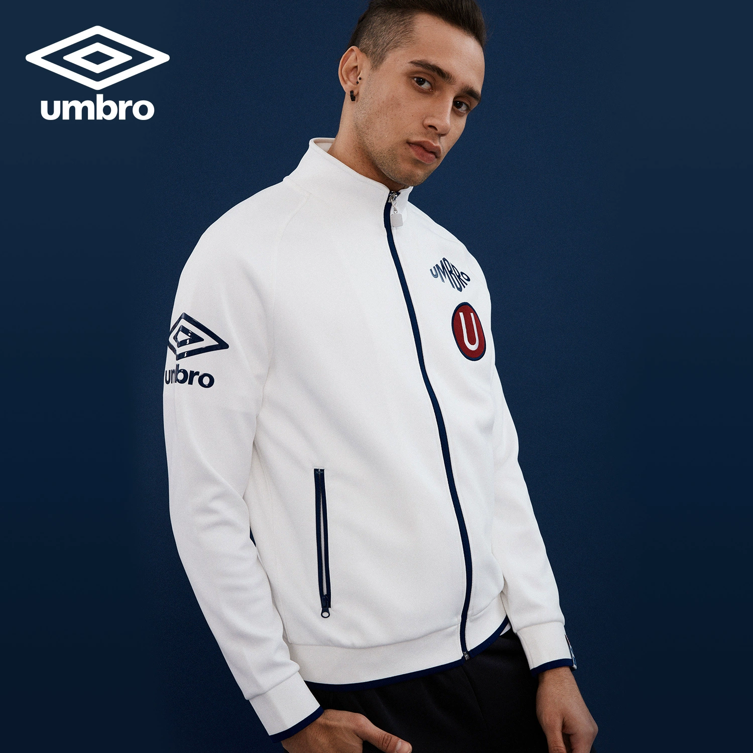 Umbro Umbro Mùa thu Áo khoác nam mới Áo len nhẹ Áo len đơn giản Thể thao UCB63275 - Thể thao lông cừu / jumper