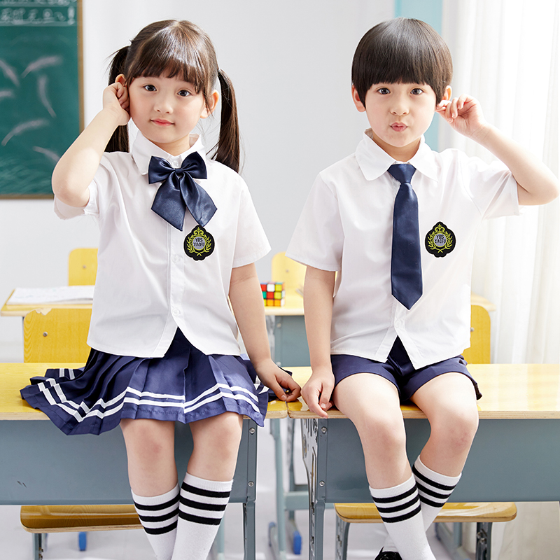 61 children acting out of flower boy gown boy host back with pants to perform piano big choral performance costumes 