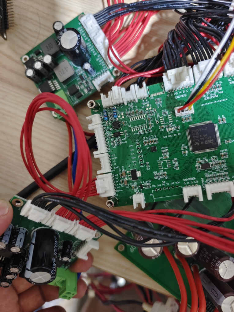 FOC complete drive and control power supply solution