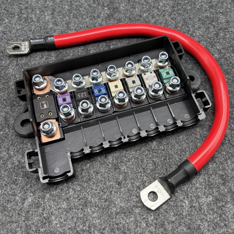 Car Battery Power Junction Box Rv Off-Road Vehicle Truck Modification Universal Junction Box Multi-Way Fuse Holder