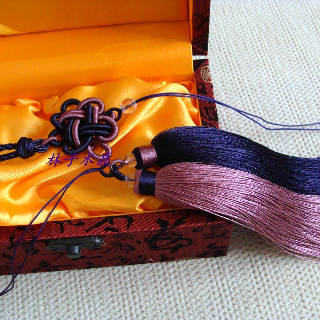 Handmade diy car pendant play tassel natural white crystal with beads spike can be customized