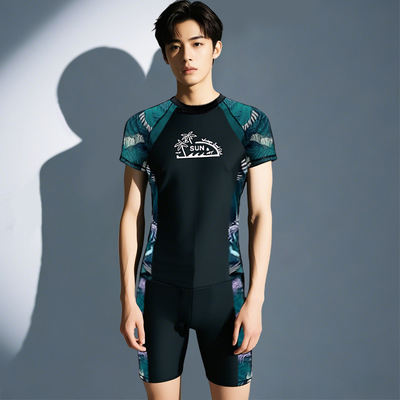 New swimsuits for men, short-sleeved, two-piece capri pants, quick-drying sportswear for men, large-sized hot spring swimsuits for teenagers