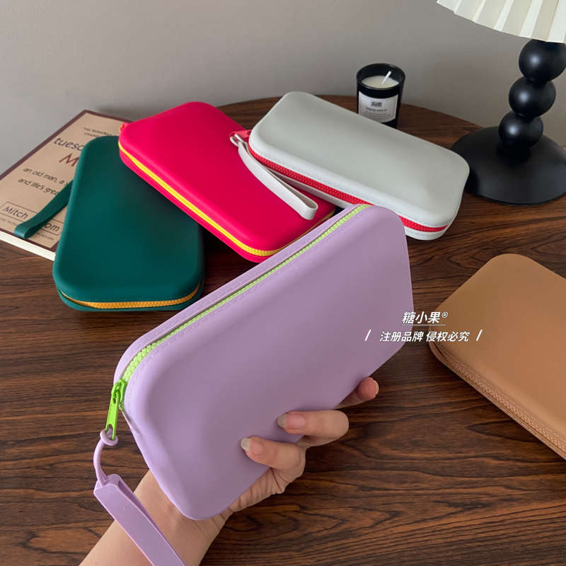Large-Capacity Silicone Mobile Phone Storage Bag, Passport, Boarding Pass, Data Cable, Change, Miscellaneous Items, Waterproof Multi-Functional Clutch Bag