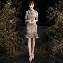 The young 2022 new summer girl improves retro - small fish tail temperament short dress