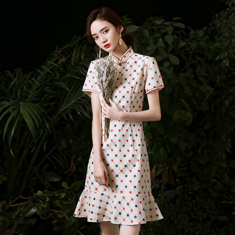 Cheongsam skirt young girl 2022 new temperament small retro fishtail improved version dress summer