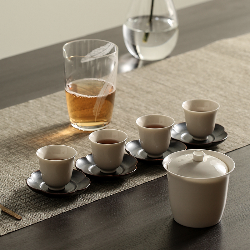 The Self - "appropriate physical pattern porcelain teacup coaster cup mat kung fu tea cups of tea tea accessories sample tea cup